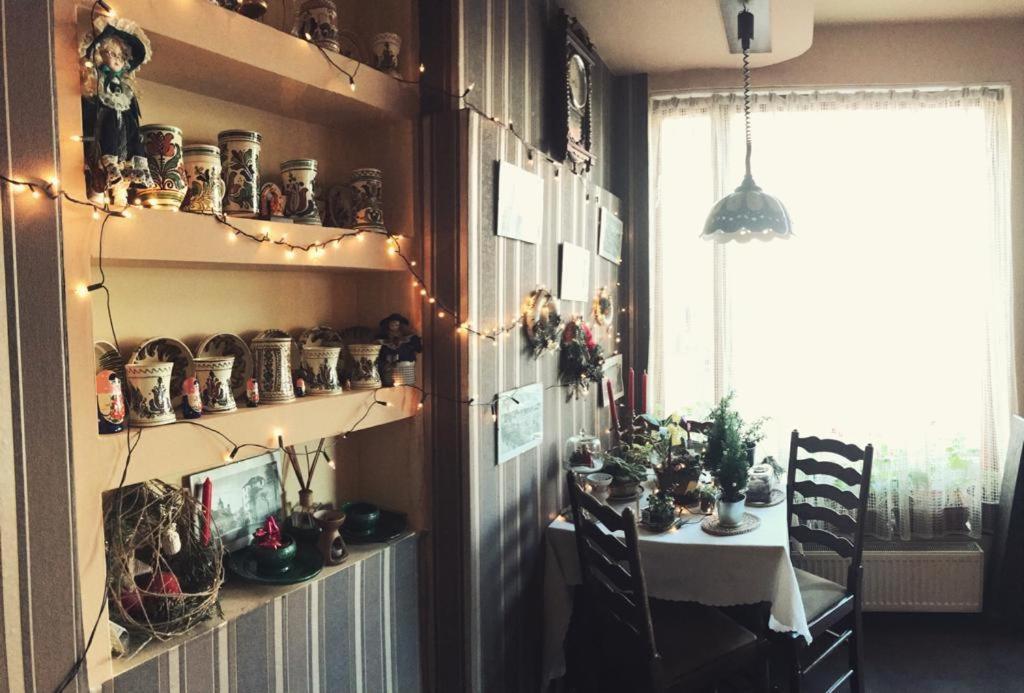 Vila Monica Bed & Breakfast Târgu-Mureş Eksteriør bilde